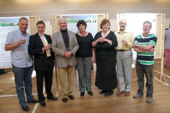 Management Comitte - April 2011